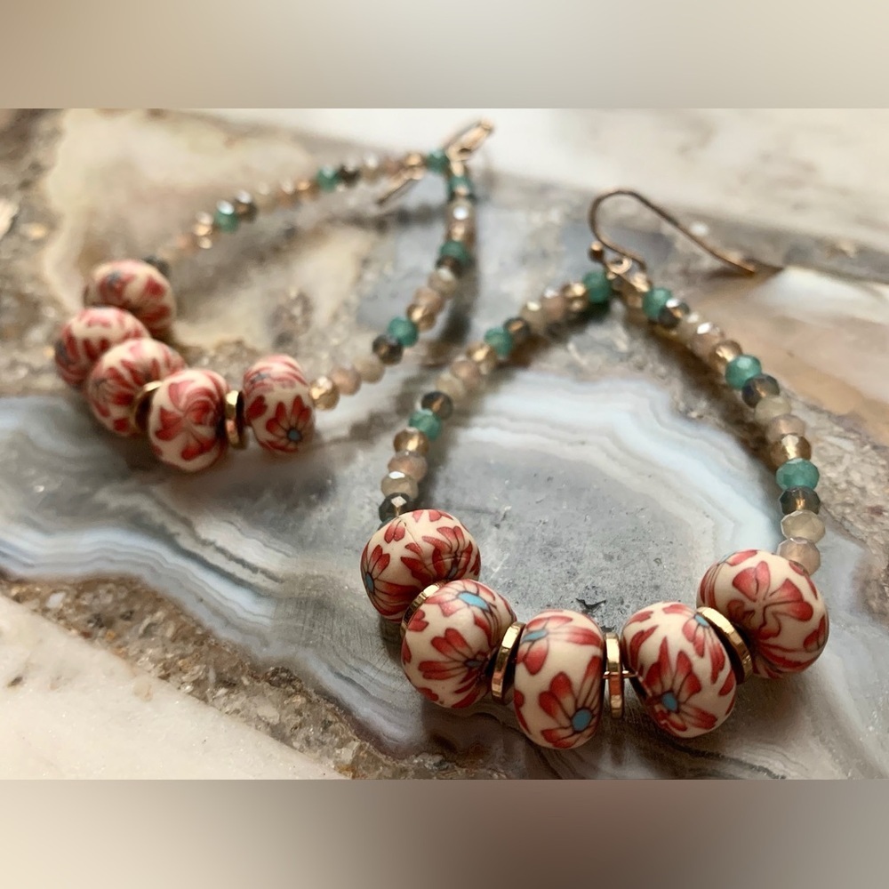 2354 Chic Floral Beaded Drop Earrings